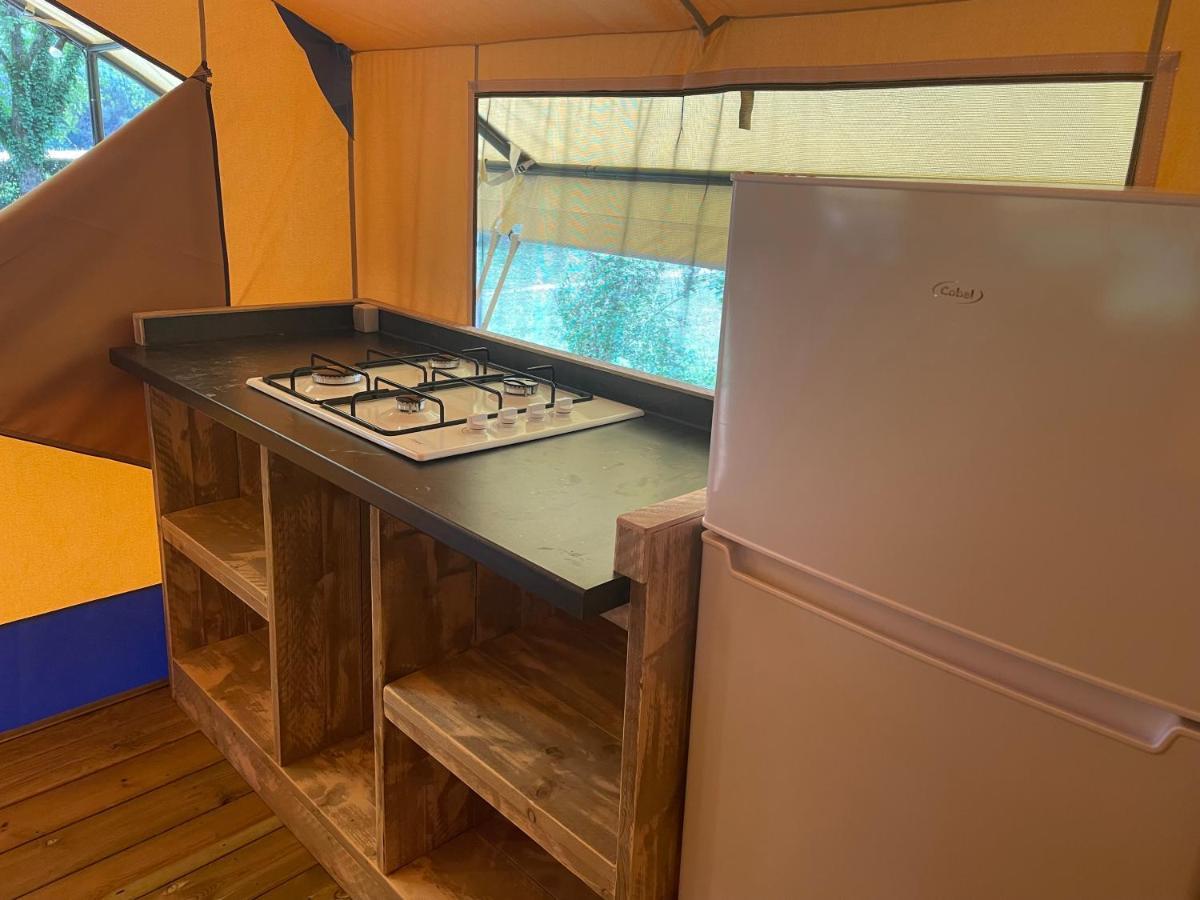 Camping Paradis De Maillac Sainte-Nathalene ภายนอก รูปภาพ