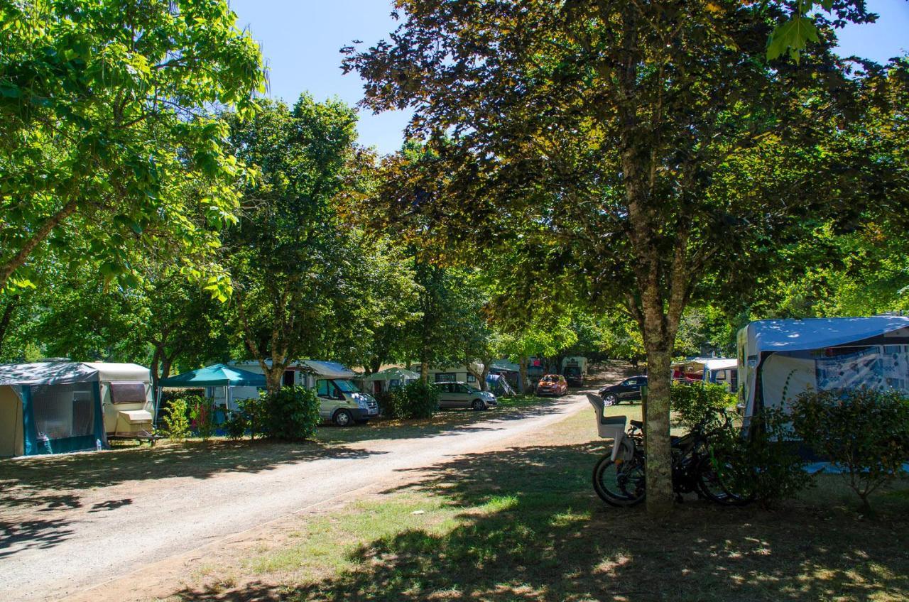 Camping Paradis De Maillac Sainte-Nathalene ภายนอก รูปภาพ